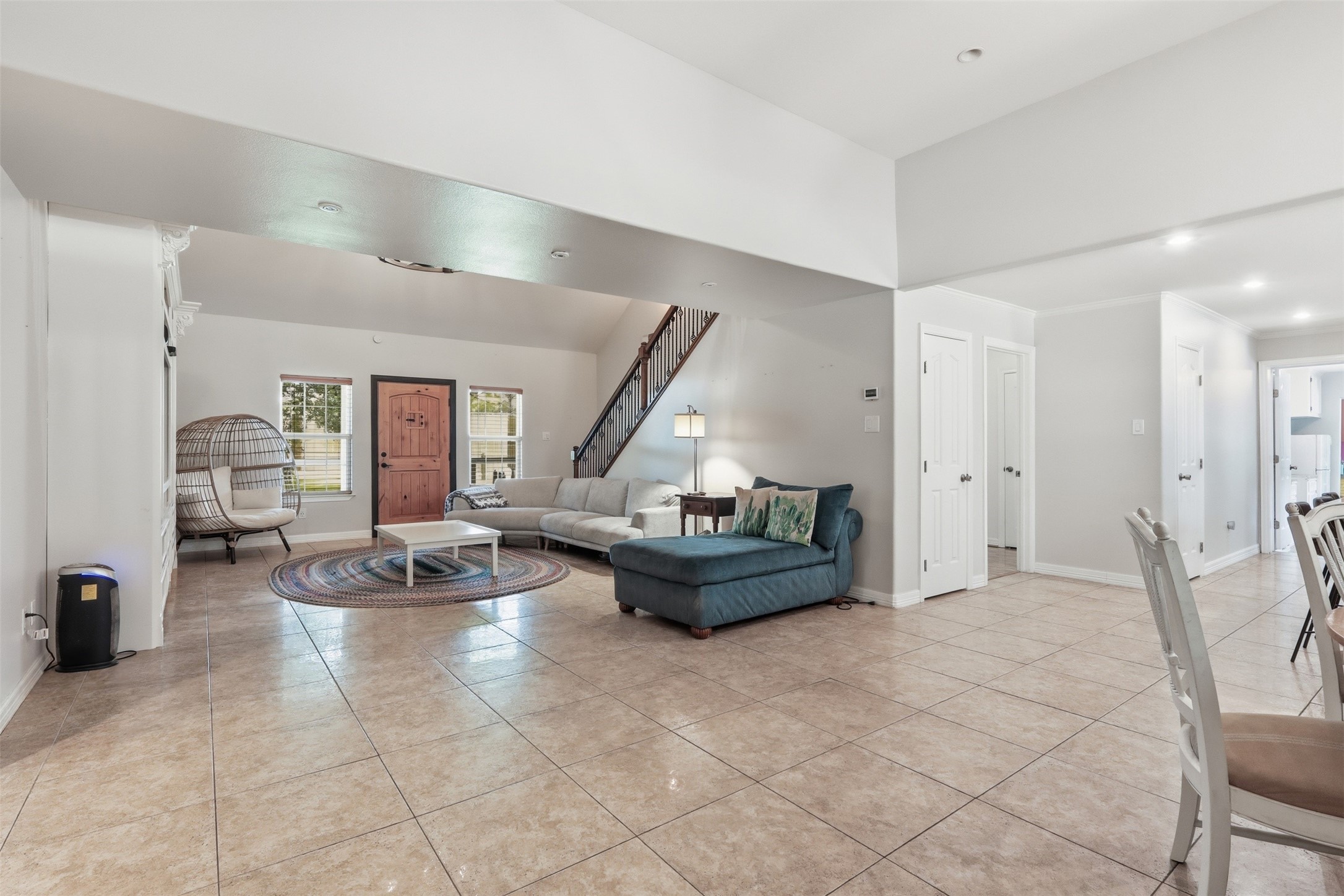 10695 White Rock Road Property Photo 8