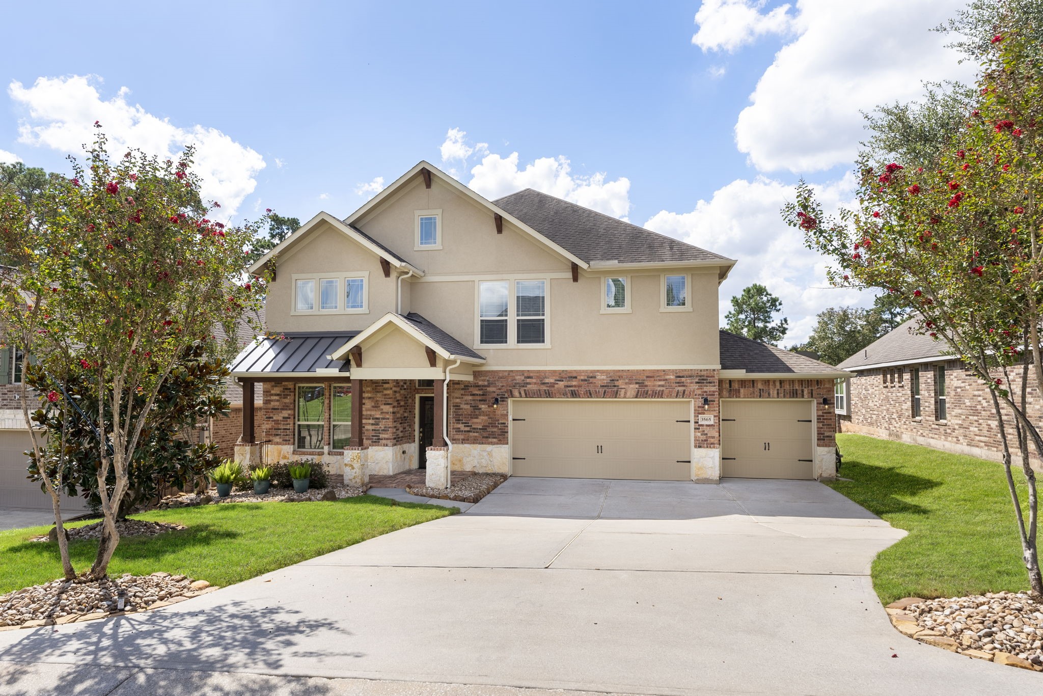 3565 Falcon Way Property Photo 2