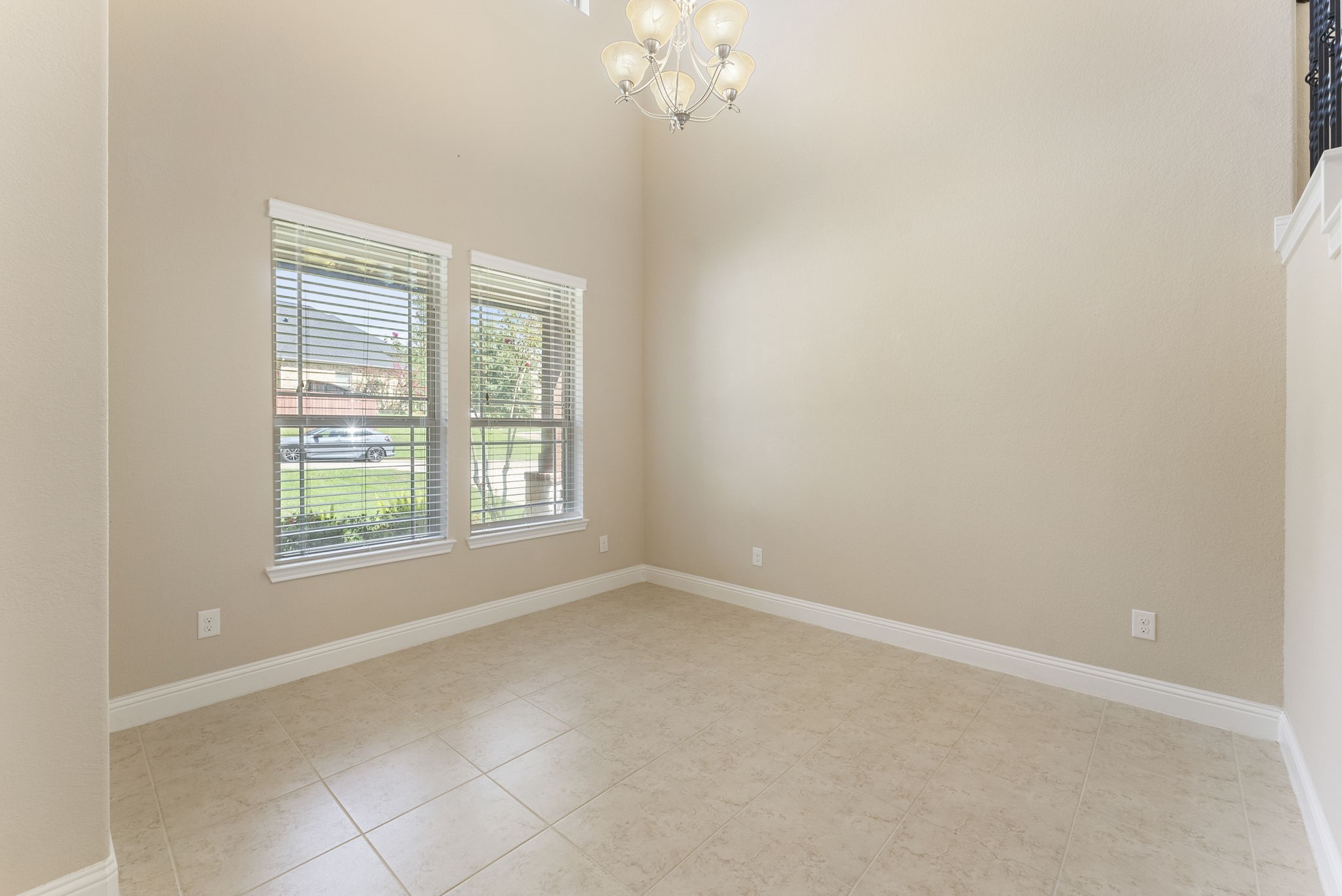 3565 Falcon Way Property Photo 7