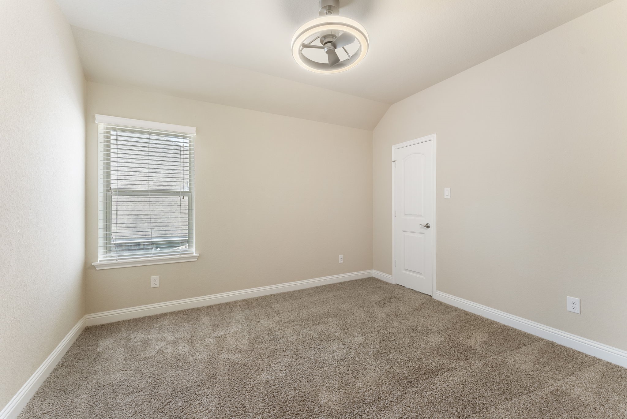 3565 Falcon Way Property Photo 30