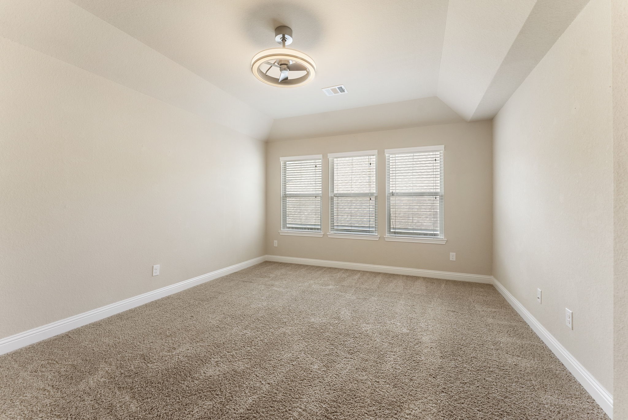 3565 Falcon Way Property Photo 33
