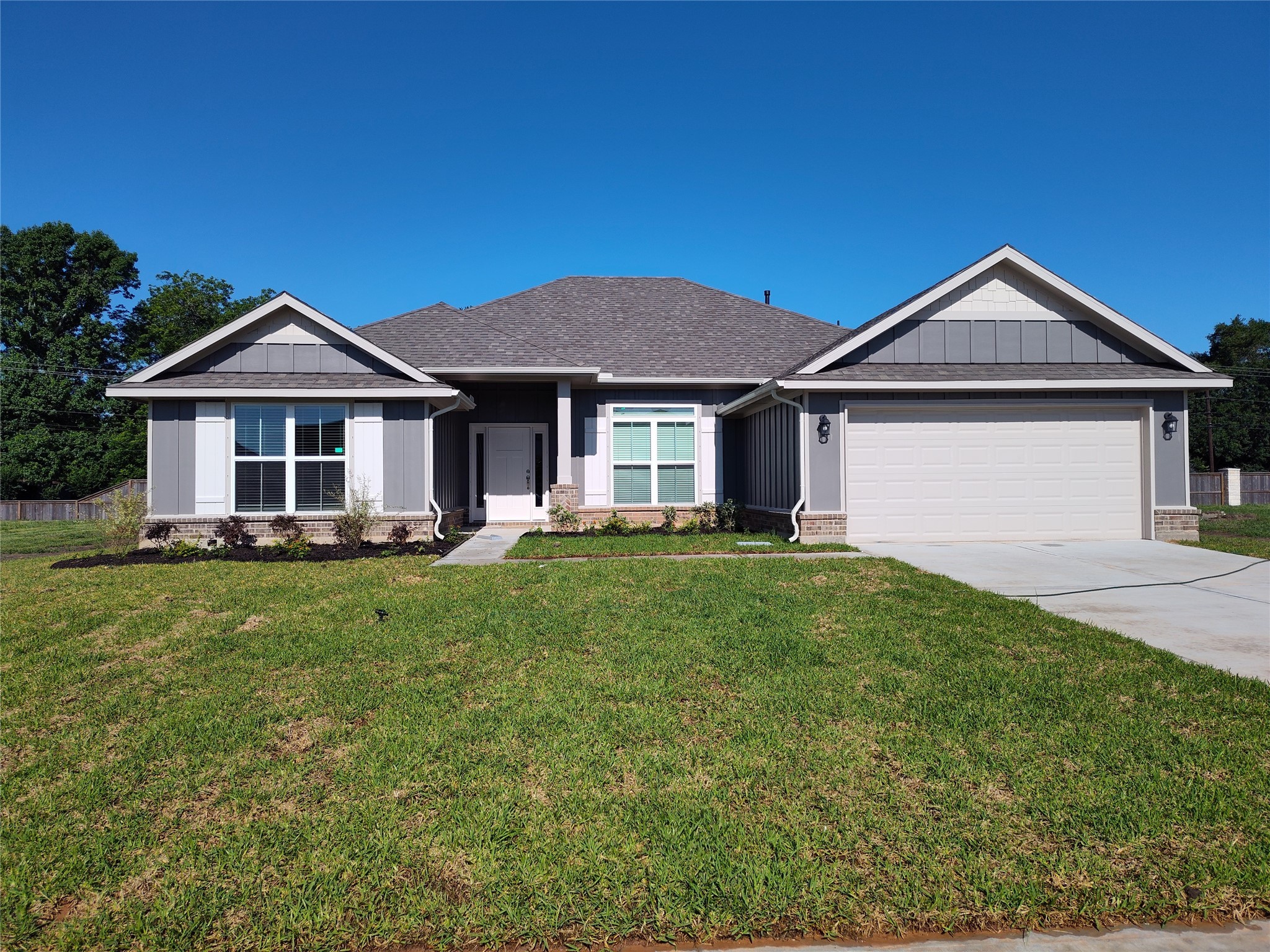 603 Greystone Lane Property Photo 1