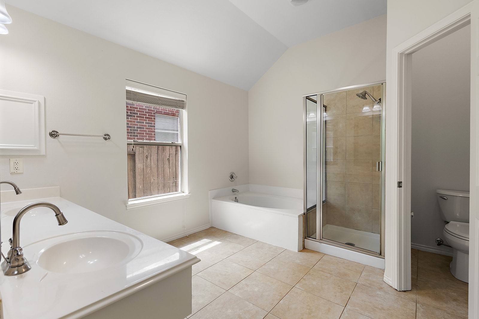 28207 Everett Knolls Drive Property Photo 14