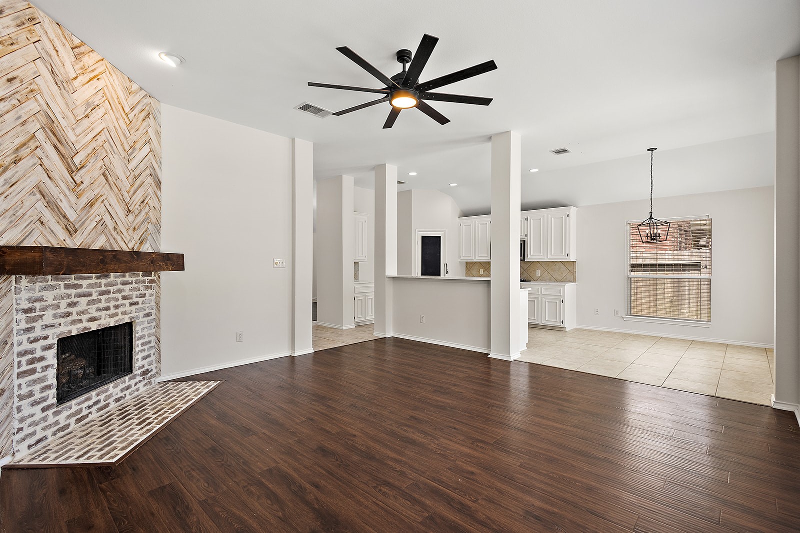 28207 Everett Knolls Drive Property Photo 16