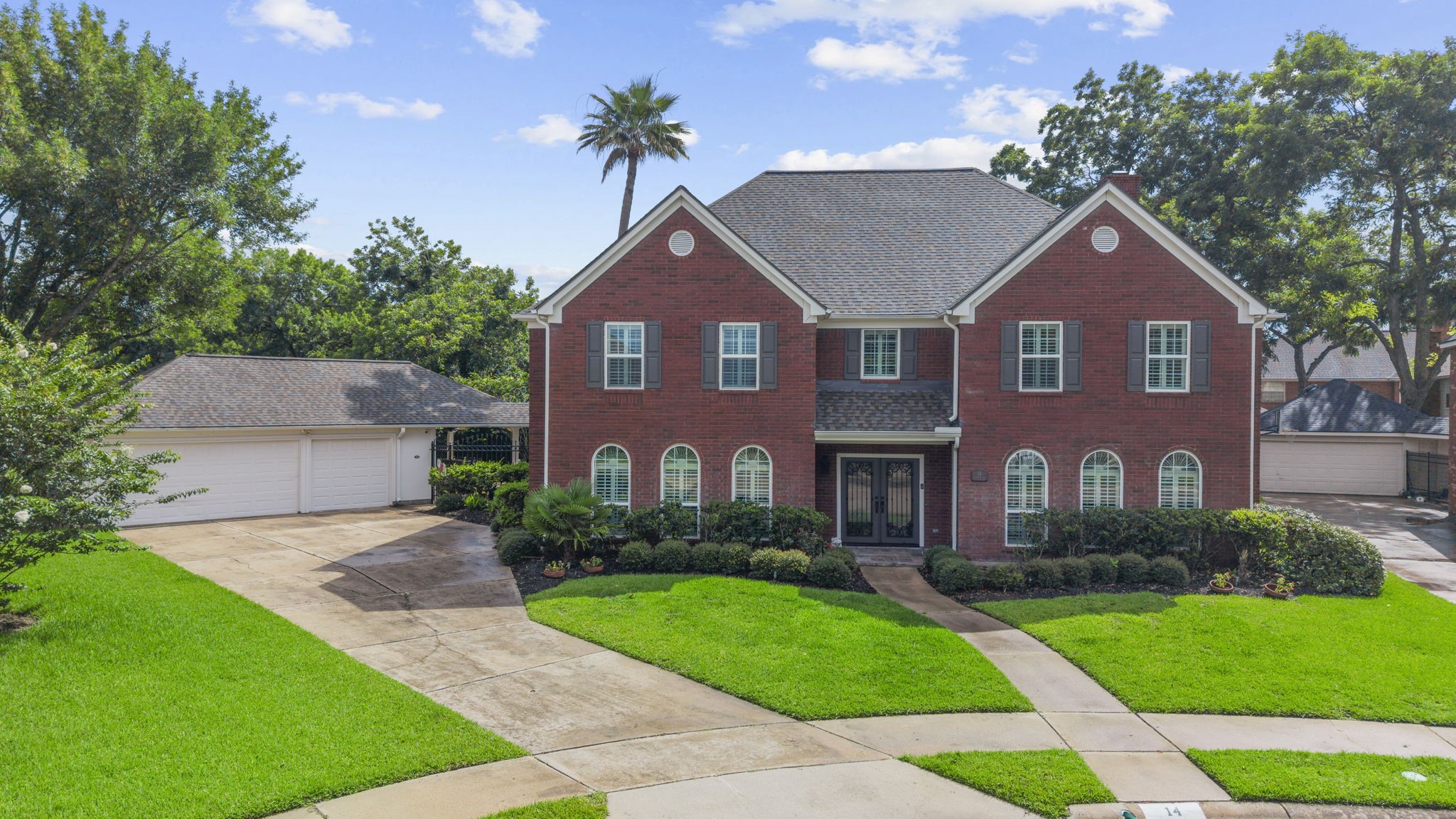 14 Wickham Court Property Photo 1