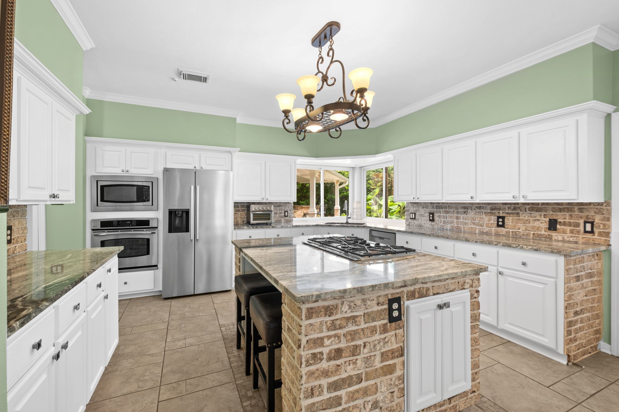 14 Wickham Court Property Photo 16