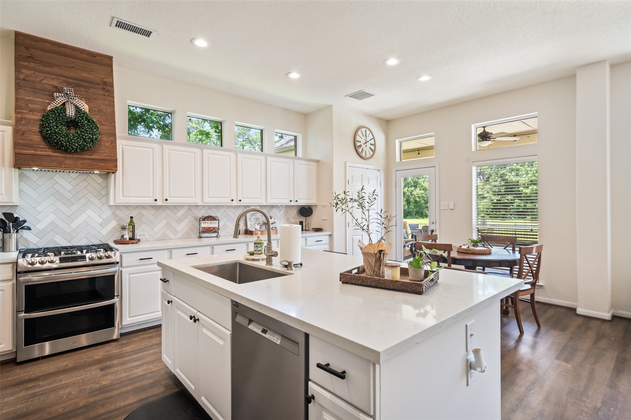 38 Prosewood Drive Property Photo 7