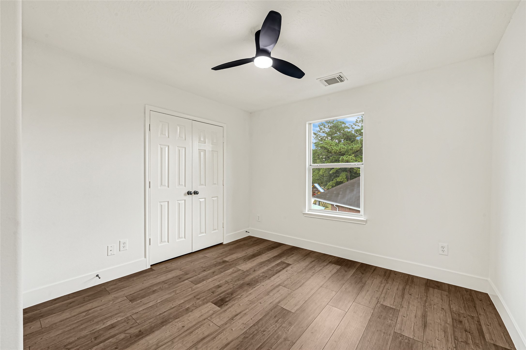 22510 Rocky Glen Court Property Photo 22