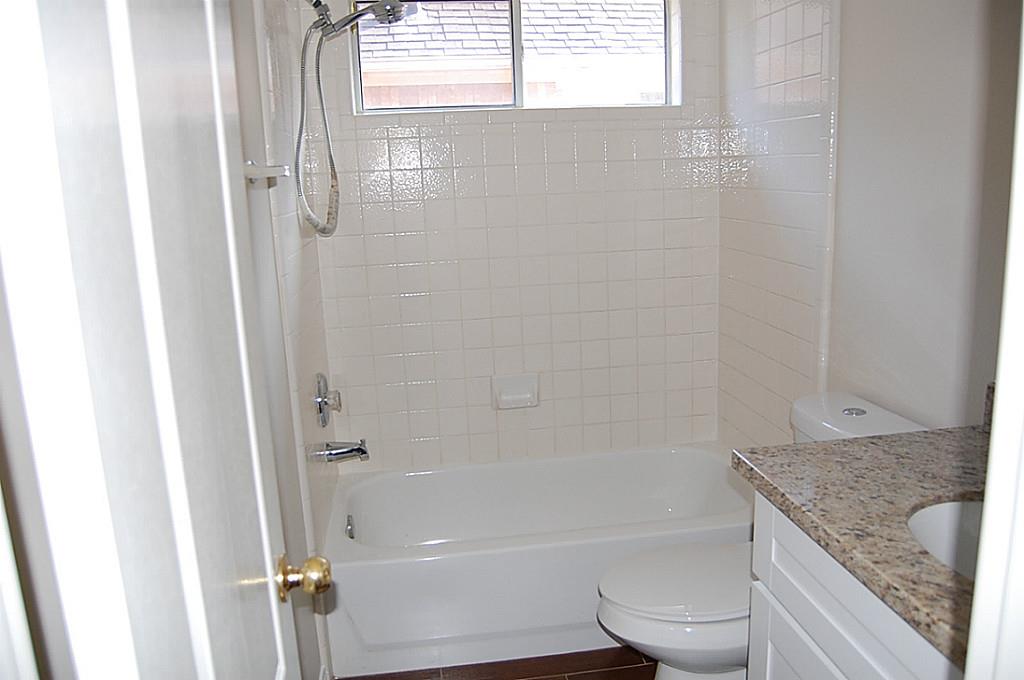 1638 Candleston Lane Property Photo 12