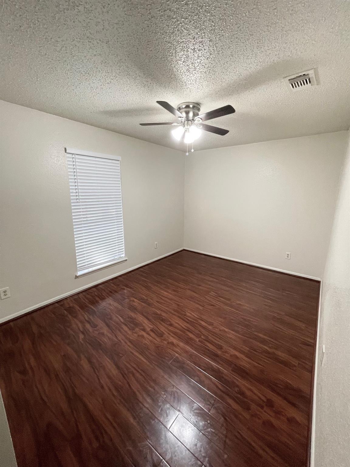 4115 Issacks Way Property Photo 7