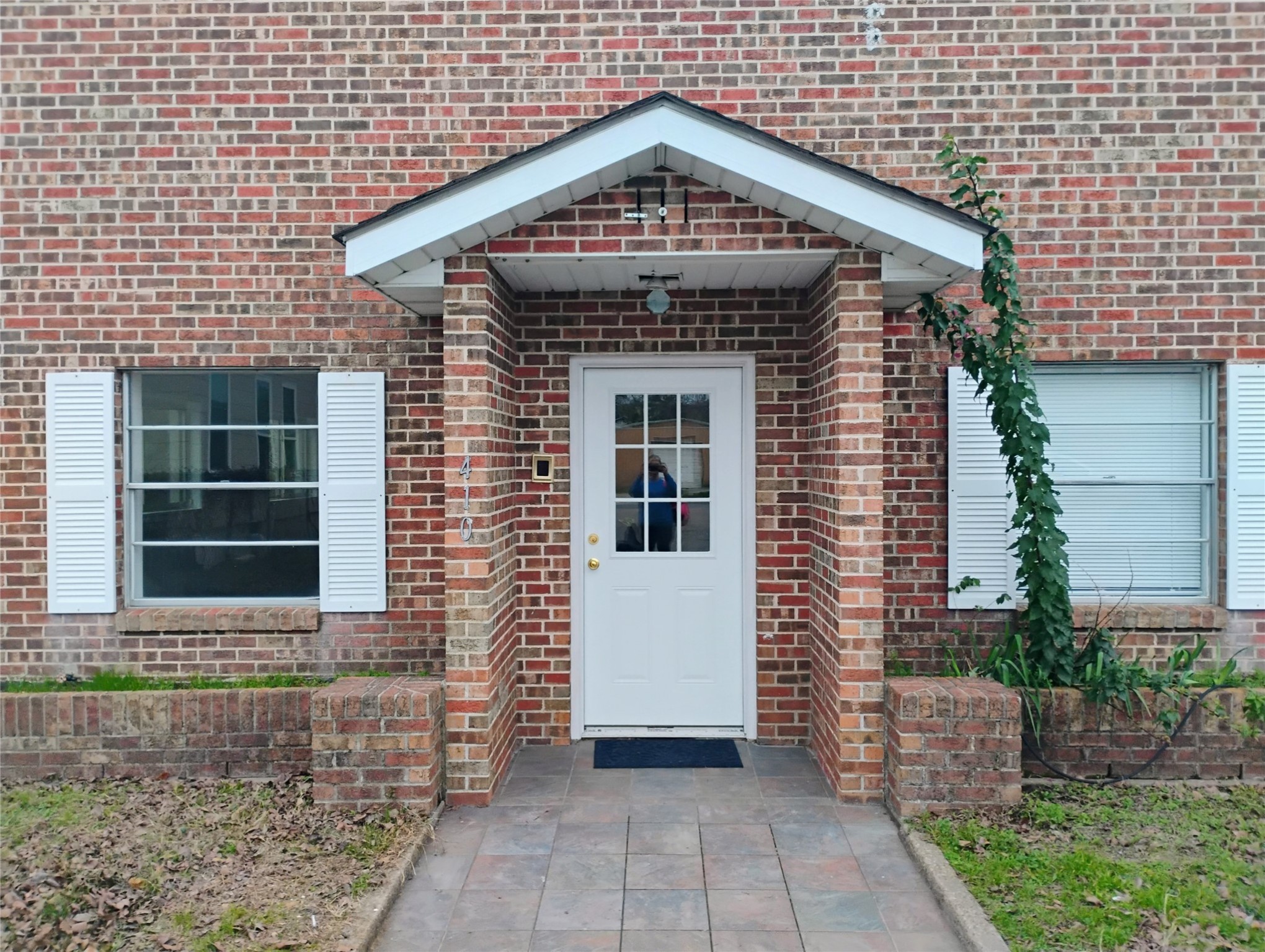 410 S La Salle Street Property Photo