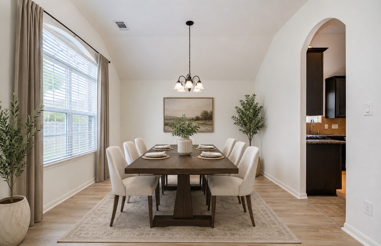 11218 Royal Sands Court Property Photo 5