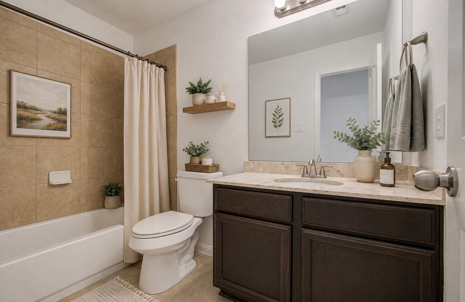 11218 Royal Sands Court Property Photo 13