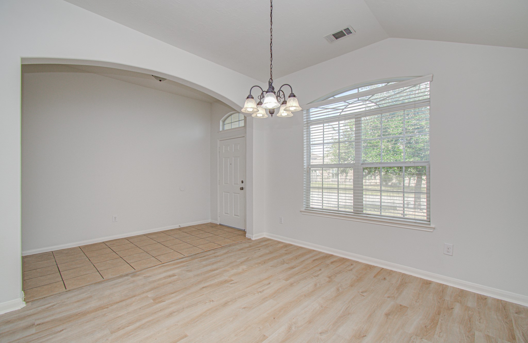 11218 Royal Sands Court Property Photo 16