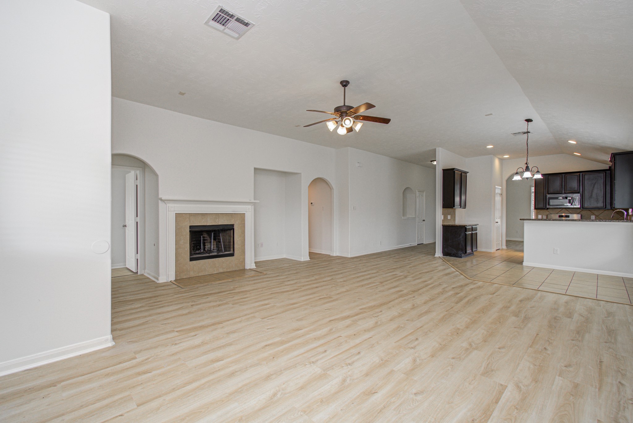 11218 Royal Sands Court Property Photo 18