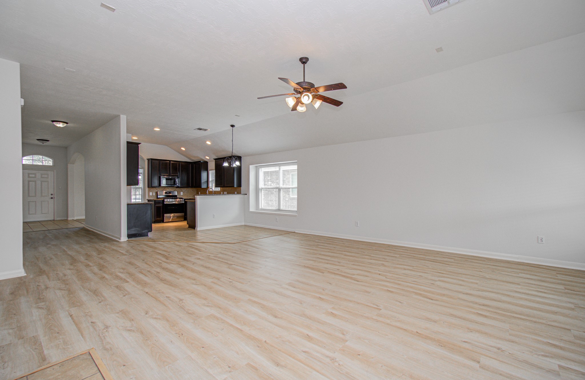 11218 Royal Sands Court Property Photo 19