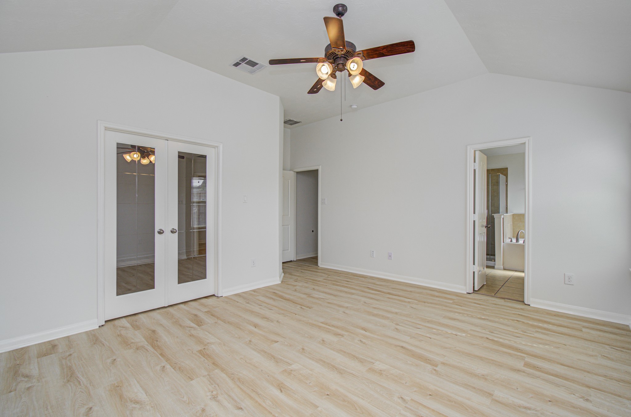 11218 Royal Sands Court Property Photo 36