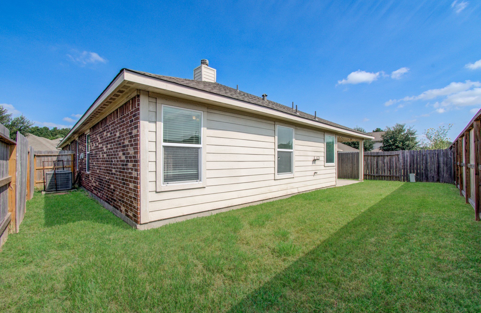 11218 Royal Sands Court Property Photo 47