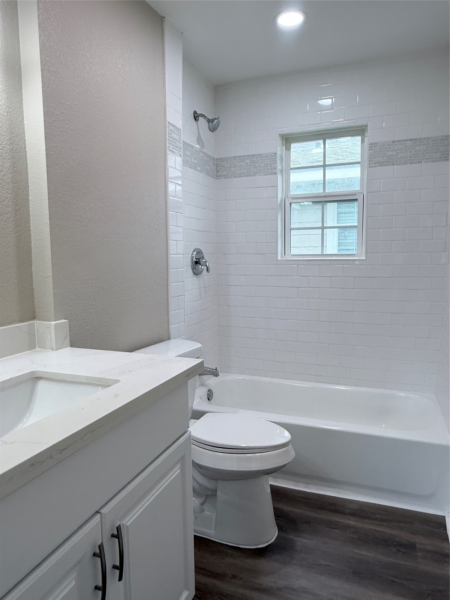 608 County Road 157 Property Photo 10