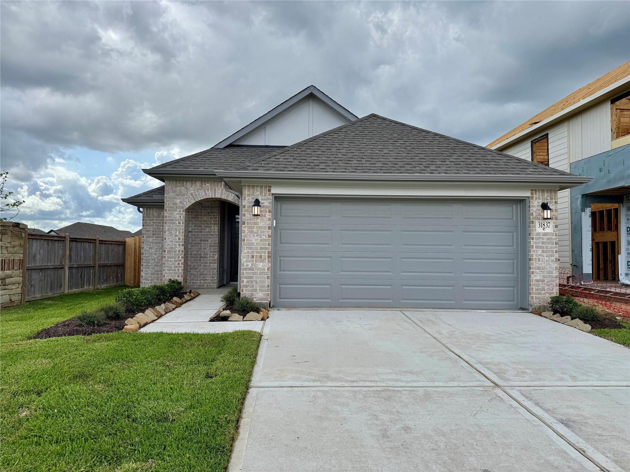31837 Pecan Cottage Lane Property Photo 1