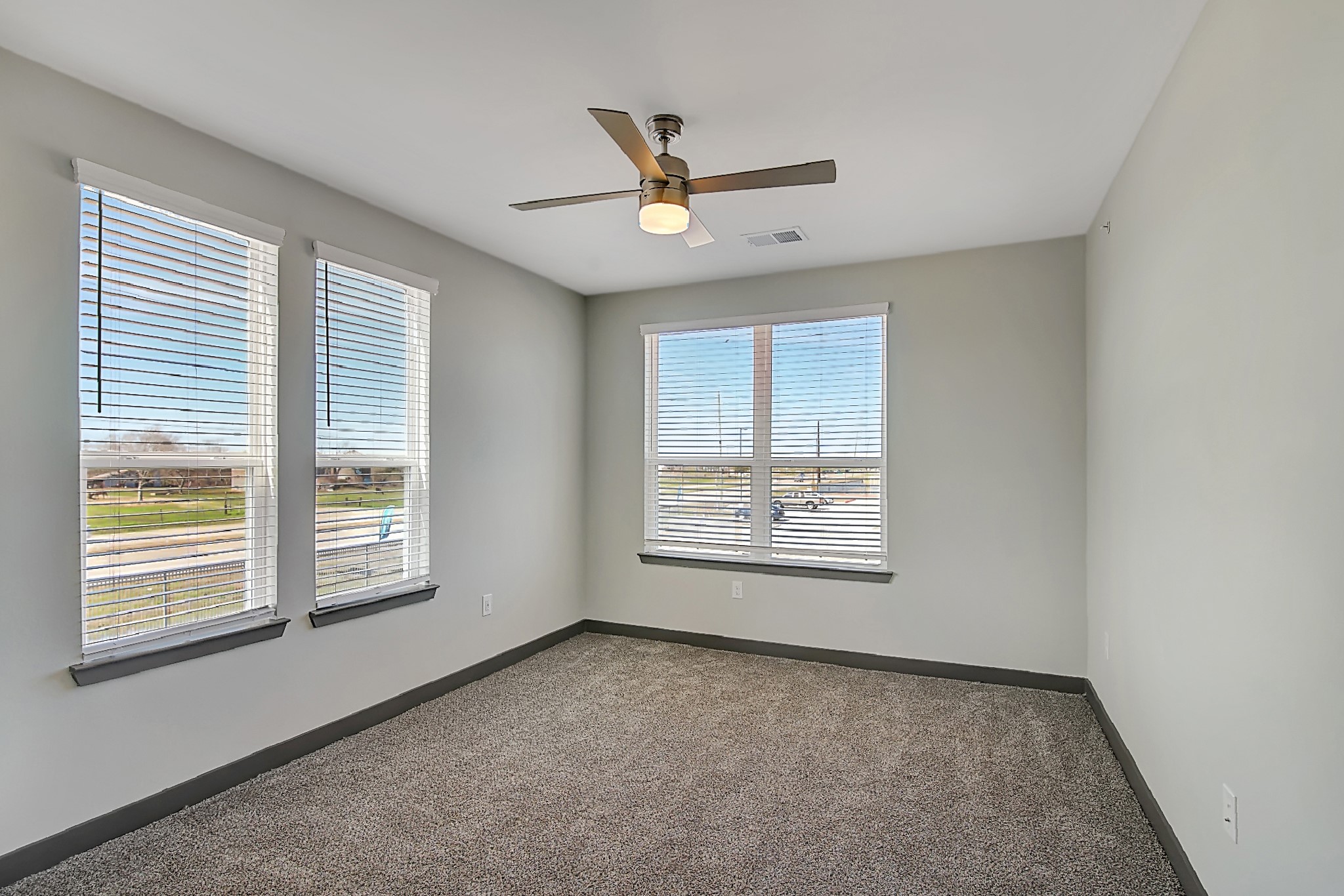8811 Fm 1464 3302 Property Photo 11