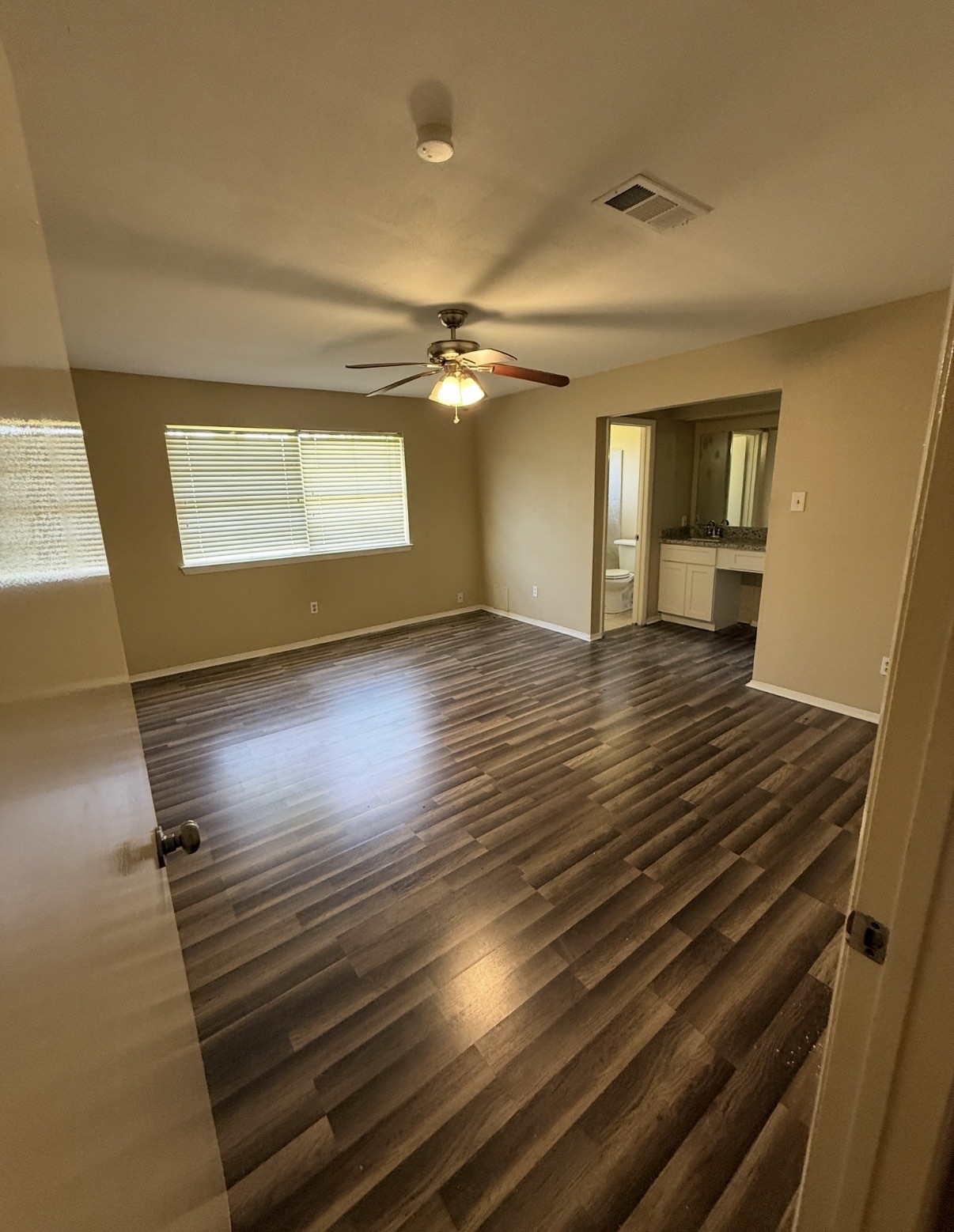 14314 S Quiet Town Lane W Property Photo 8
