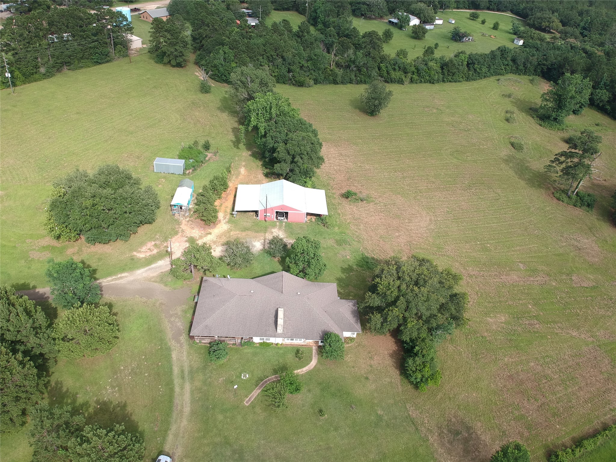 251 Cr 1050 Property Photo 3