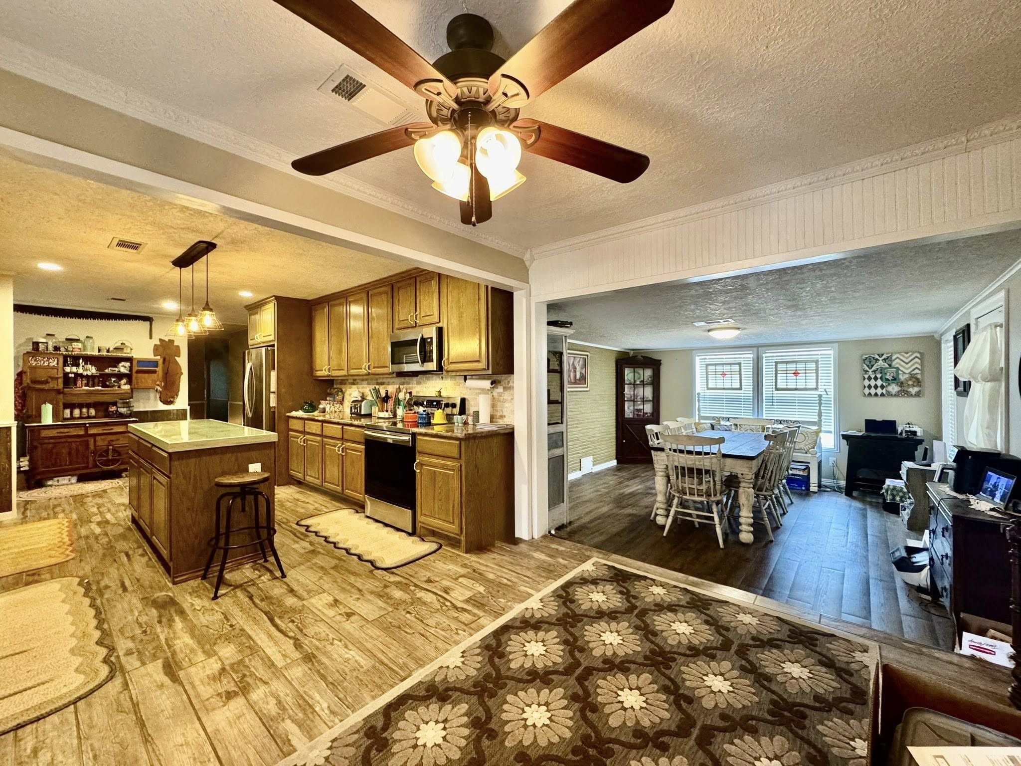 251 Cr 1050 Property Photo 26