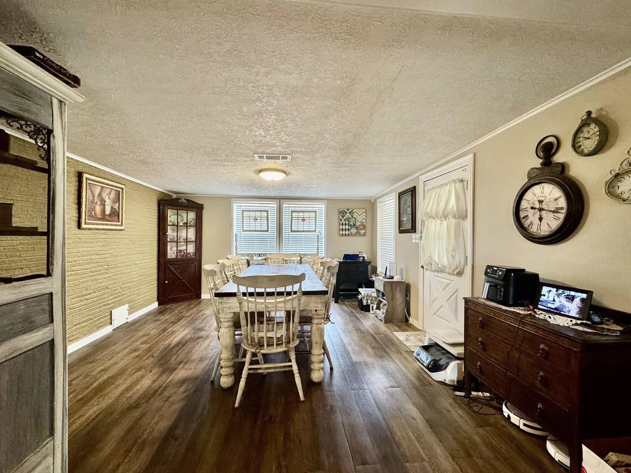 251 Cr 1050 Property Photo 27