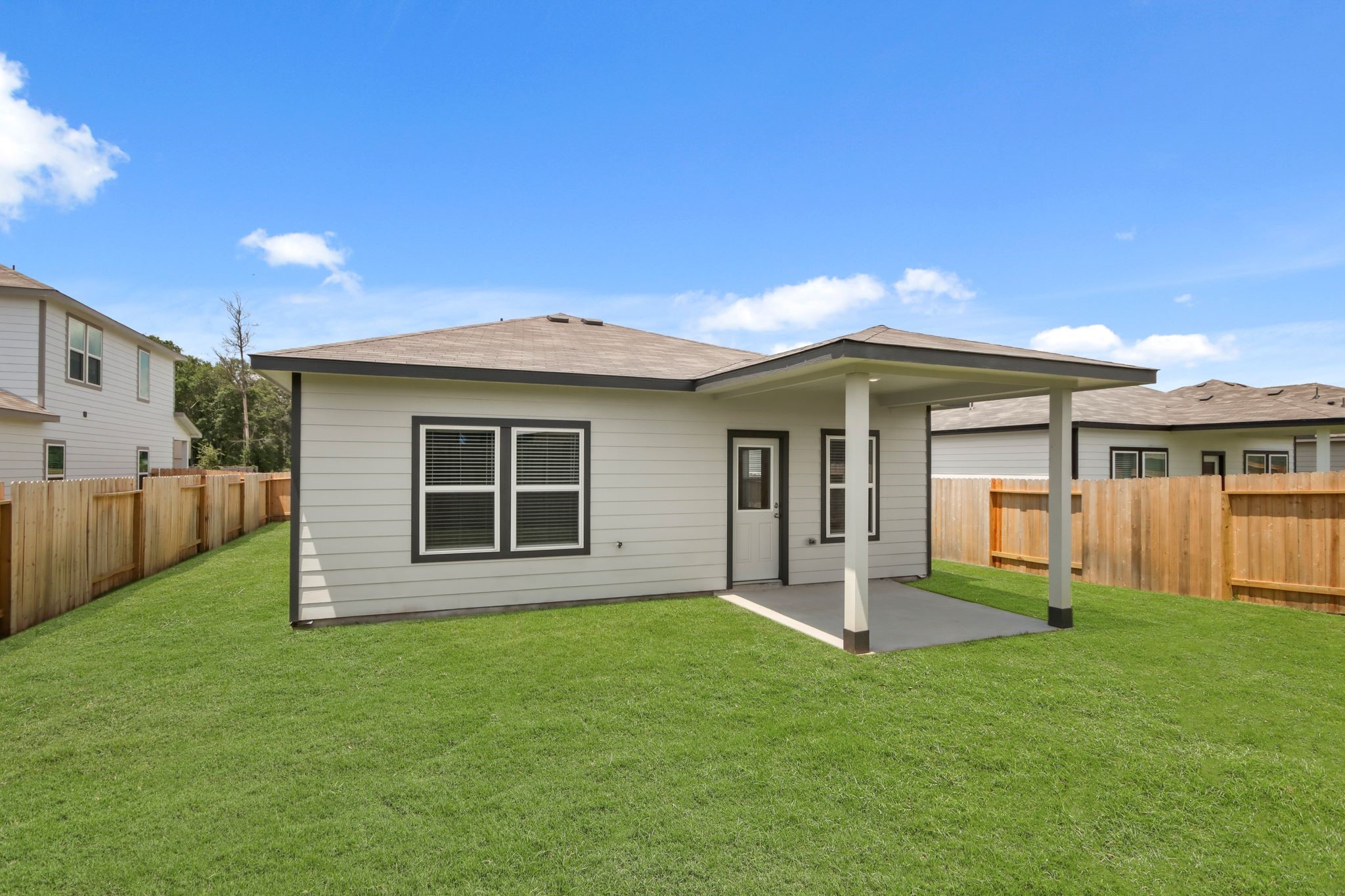 22123 Loggins Creek Lane Property Photo 5