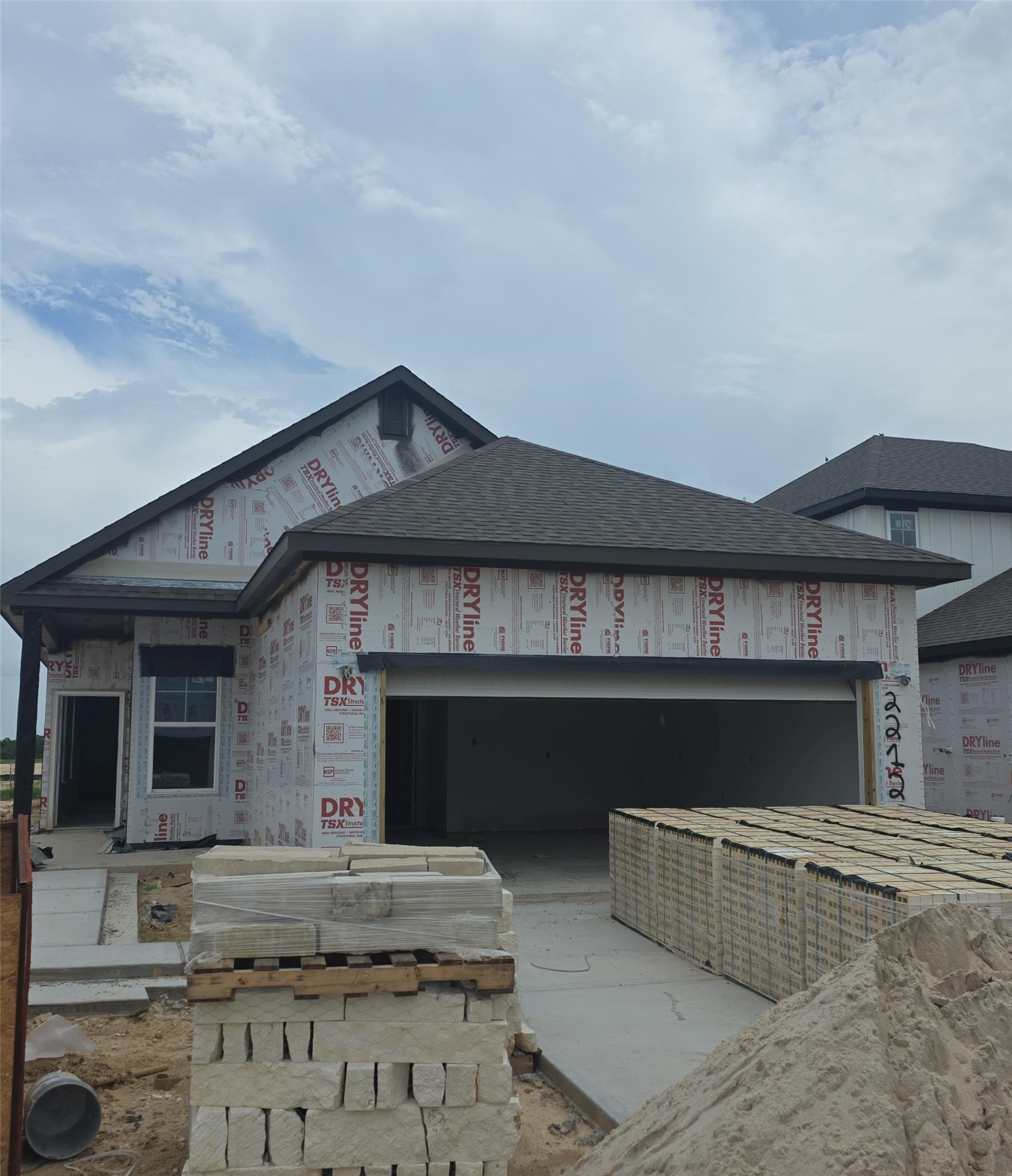 22123 Loggins Creek Lane Property Photo 22