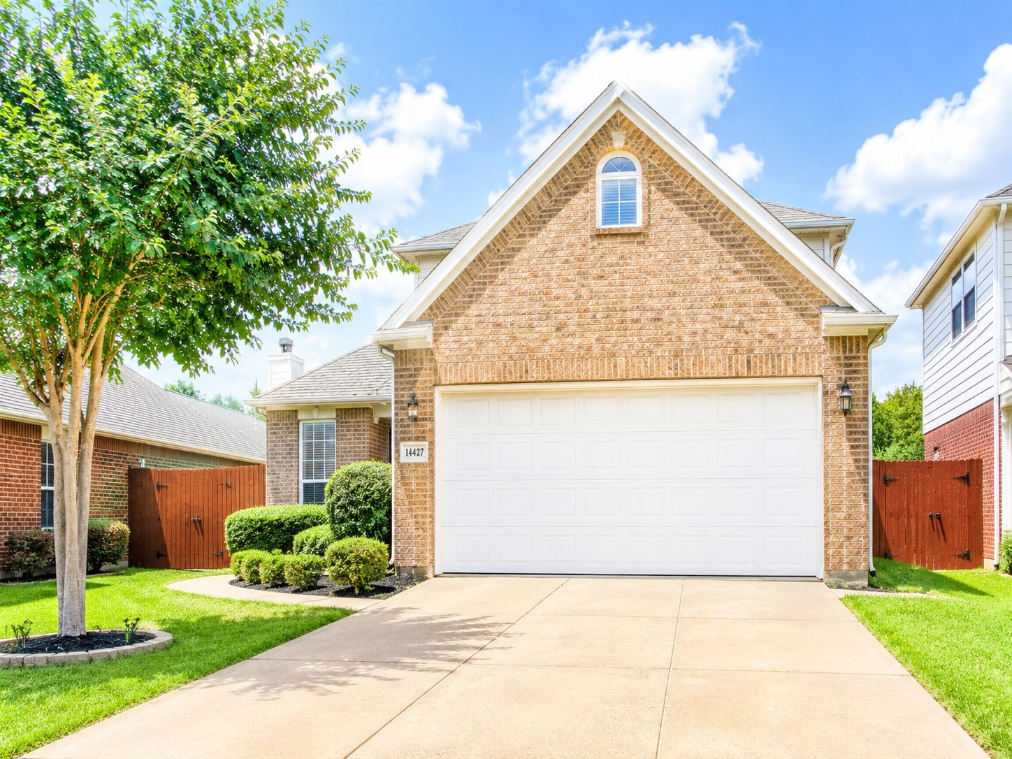 14427 Keystone Green Drive Property Photo 1