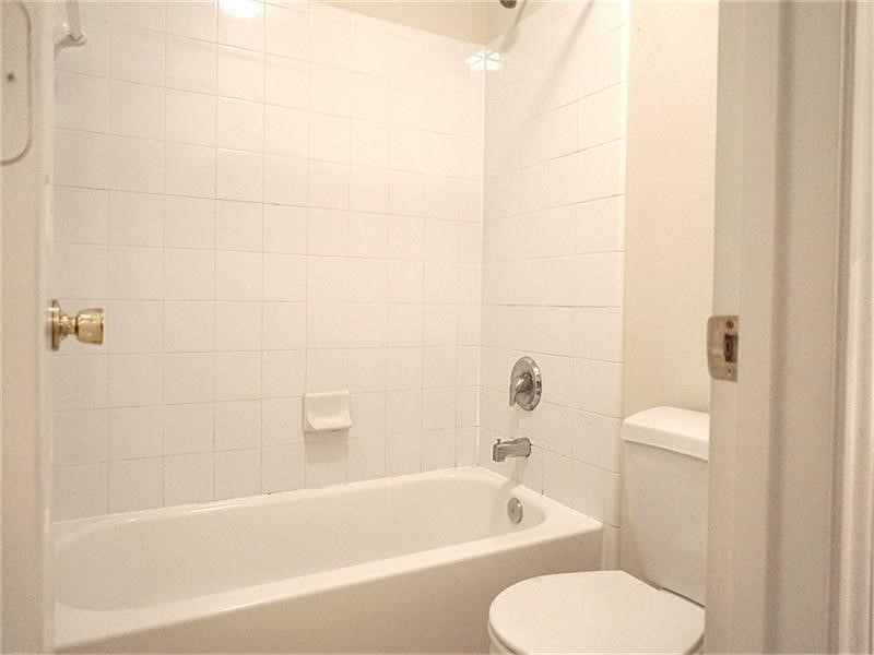 14427 Keystone Green Drive Property Photo 21
