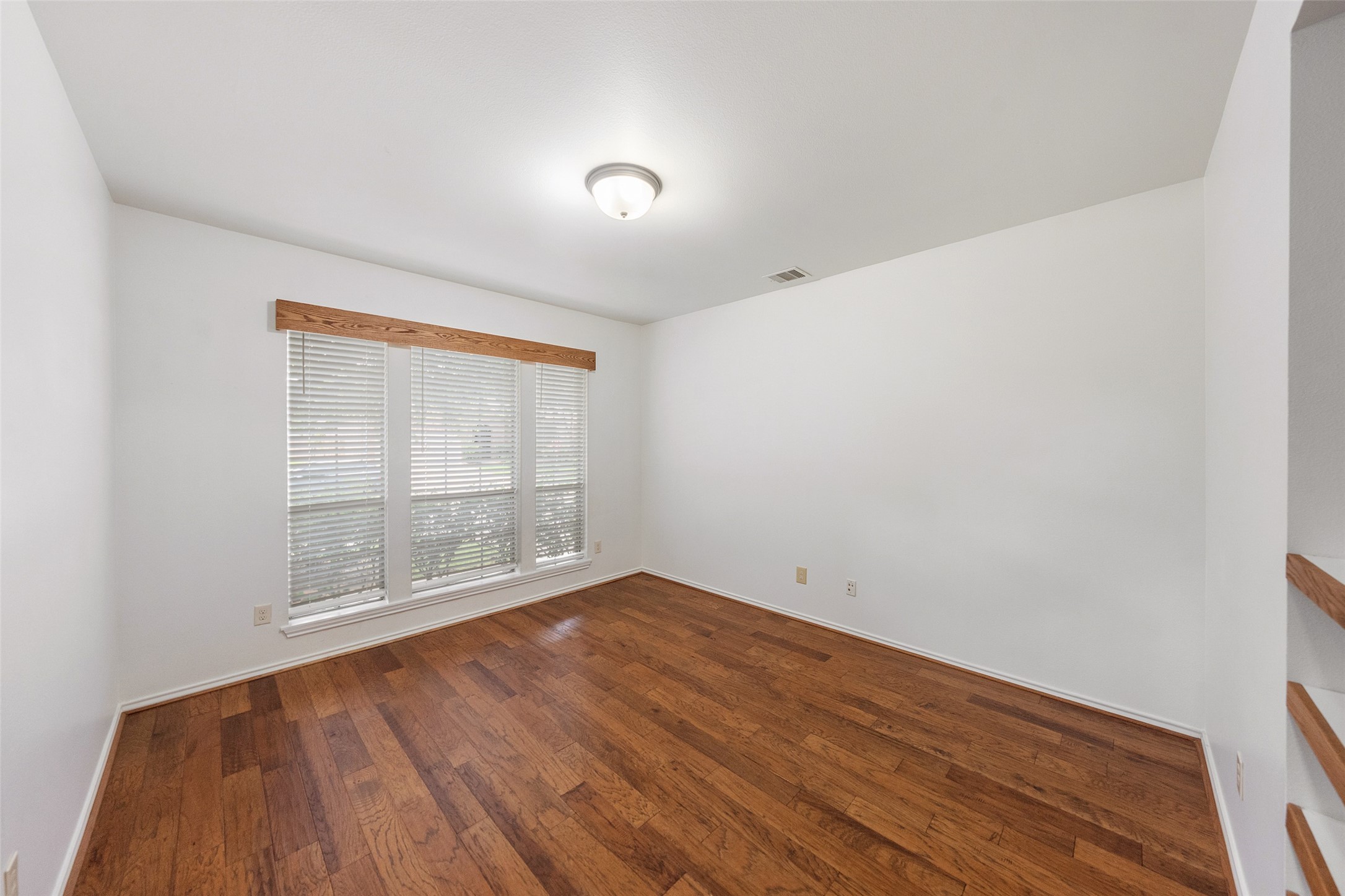 26643 Juniper Forest Fall Lane Property Photo 3