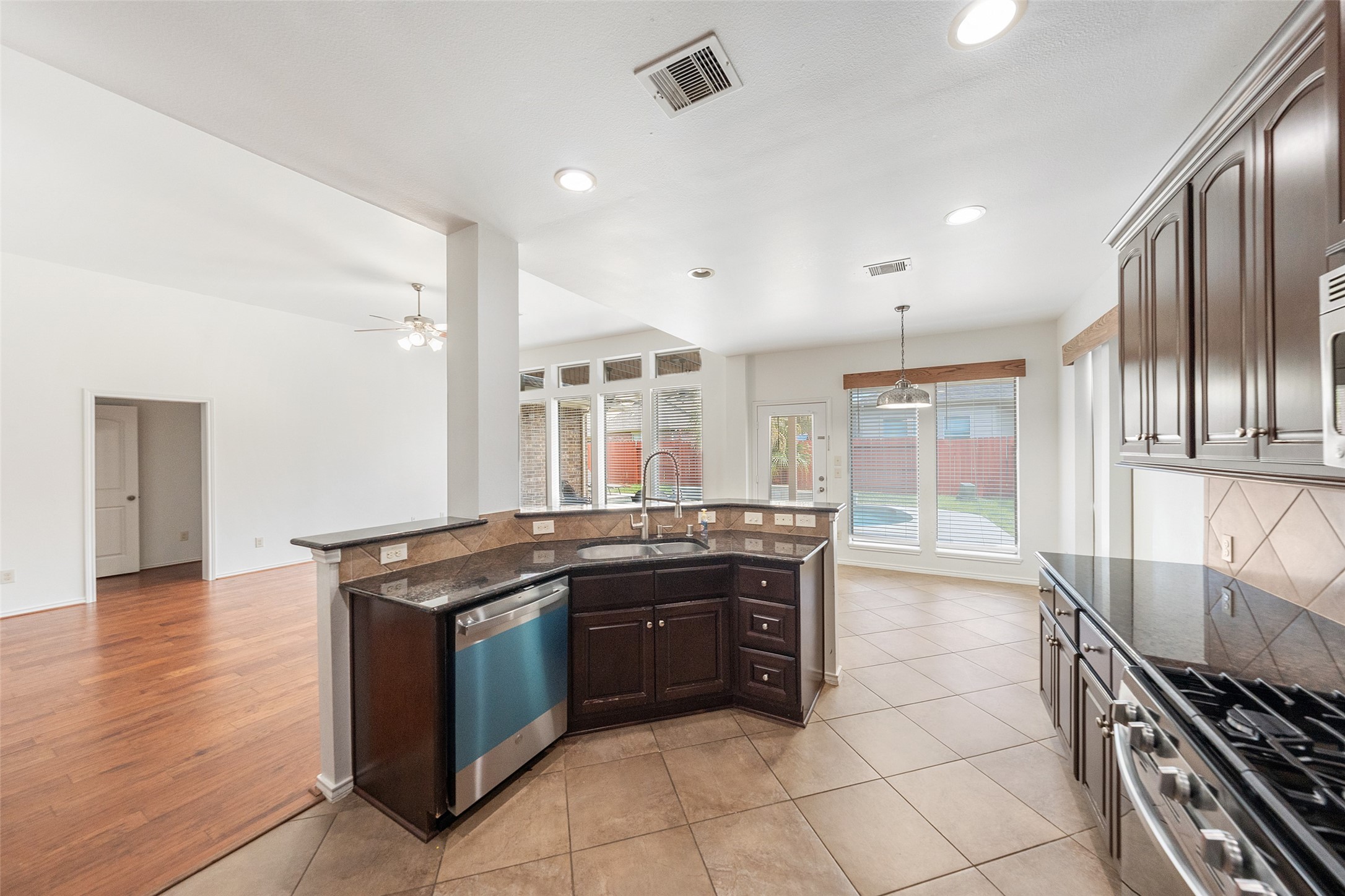 26643 Juniper Forest Fall Lane Property Photo 8
