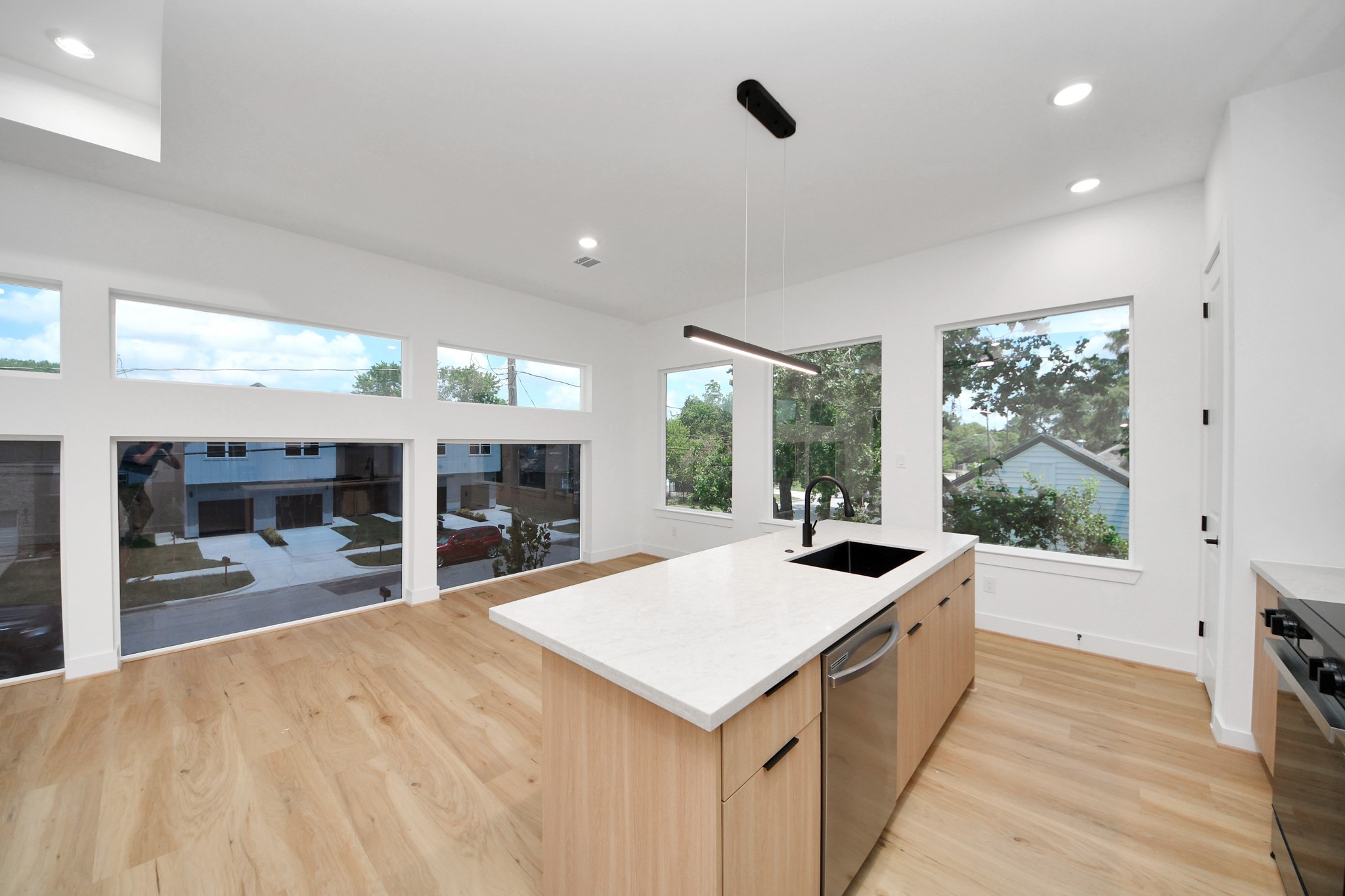7117 Eastwood St Property Photo 10