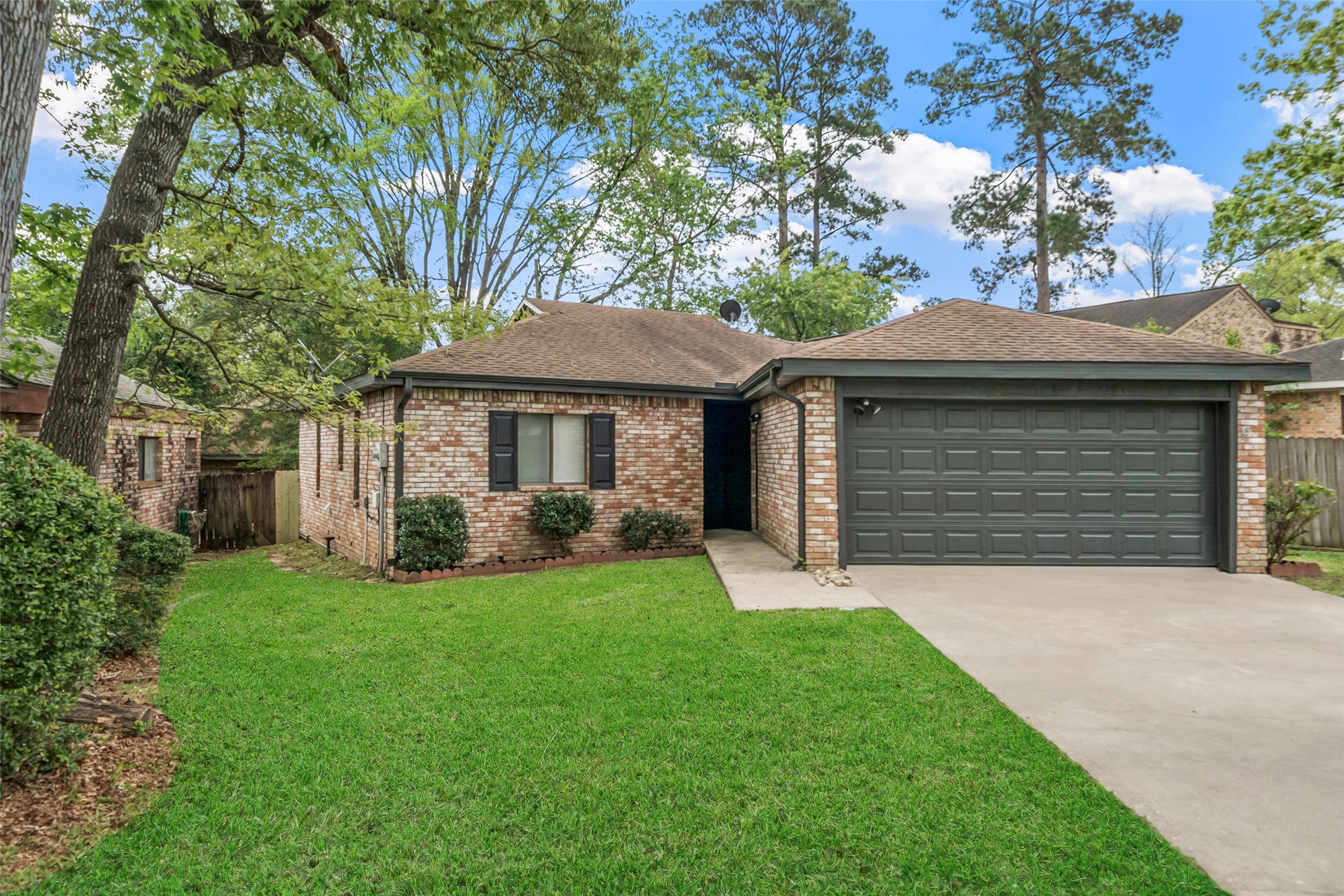 25 Shady Oak Lane Property Photo 3