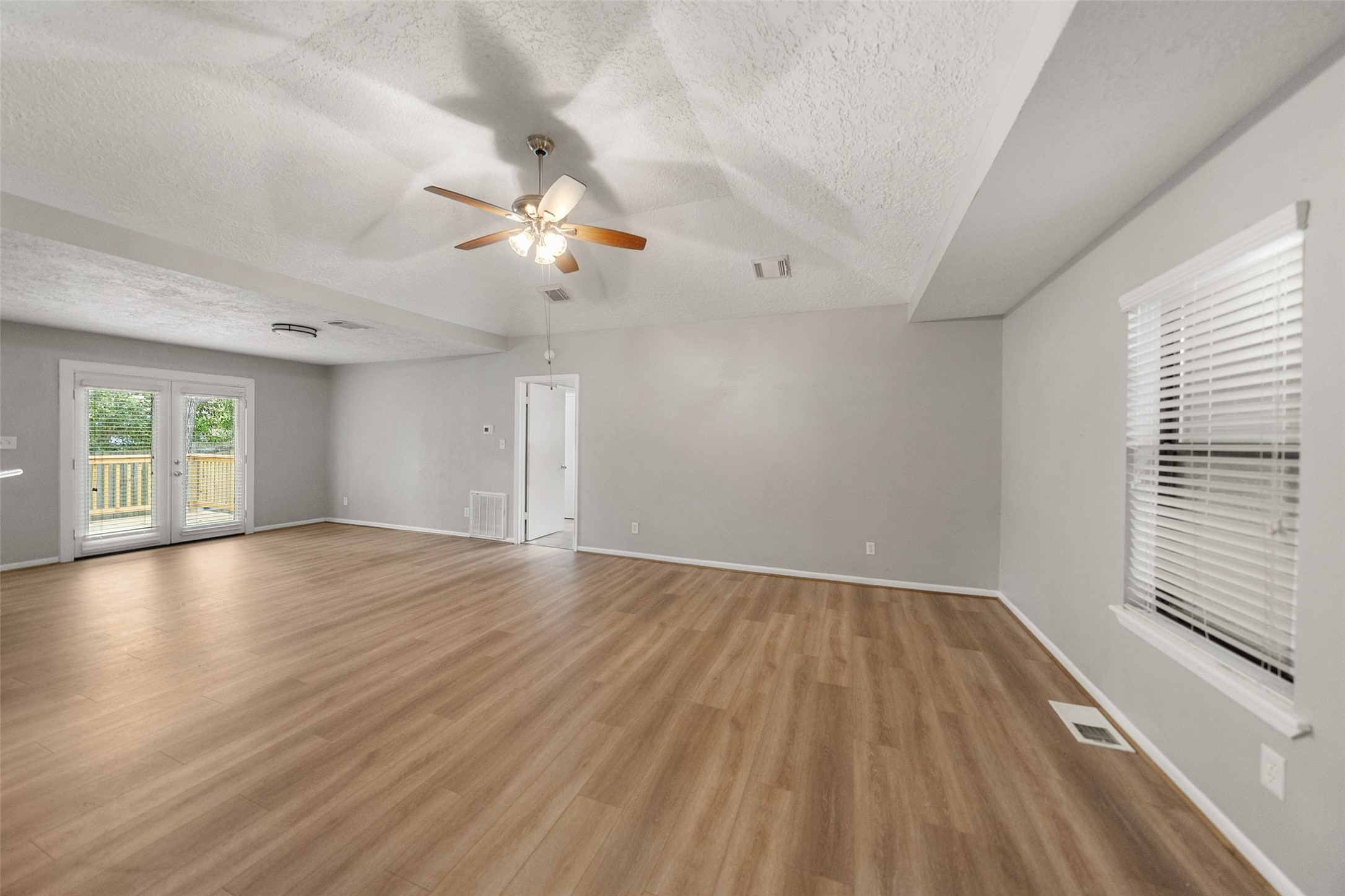 25 Shady Oak Lane Property Photo 8