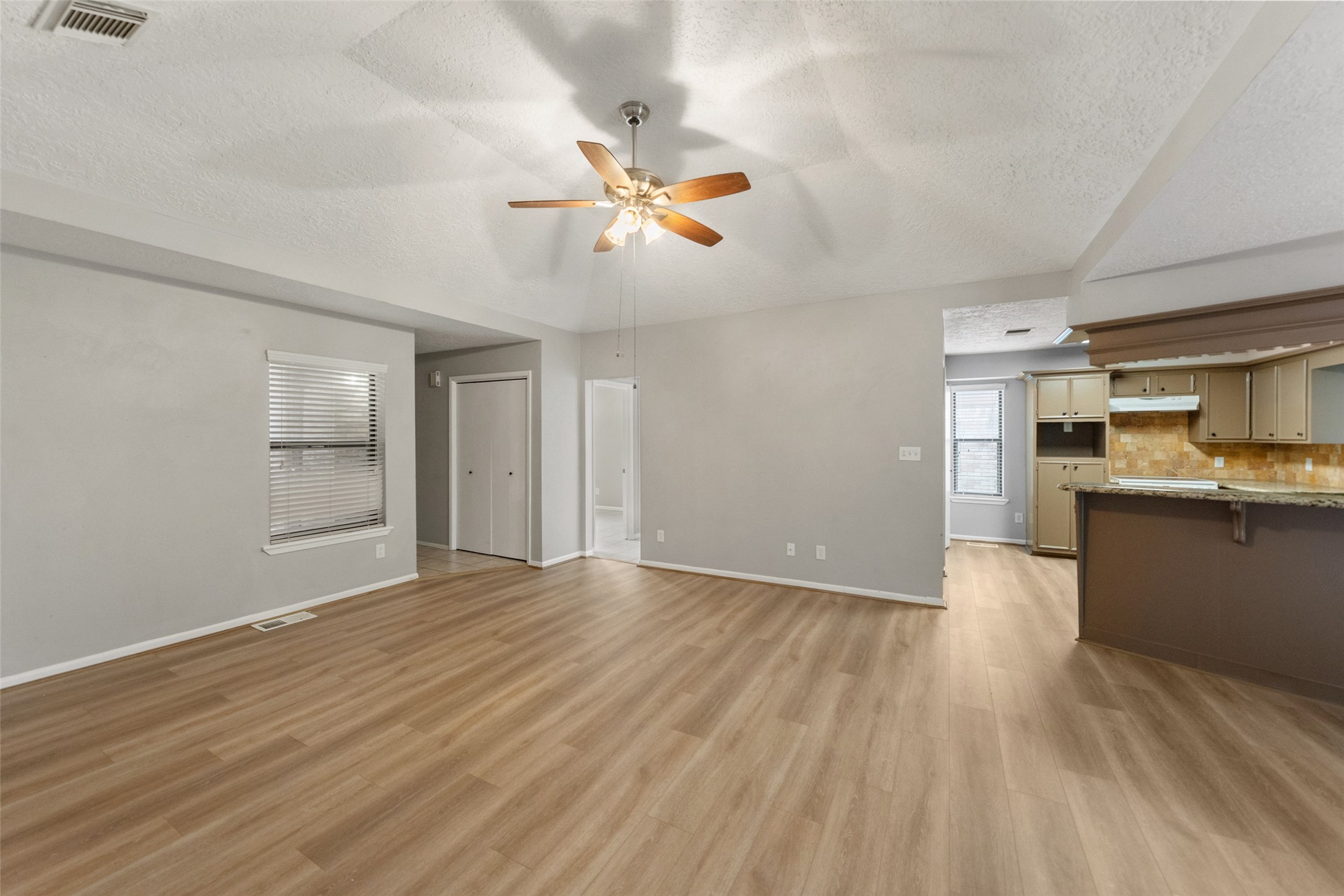 25 Shady Oak Lane Property Photo 13