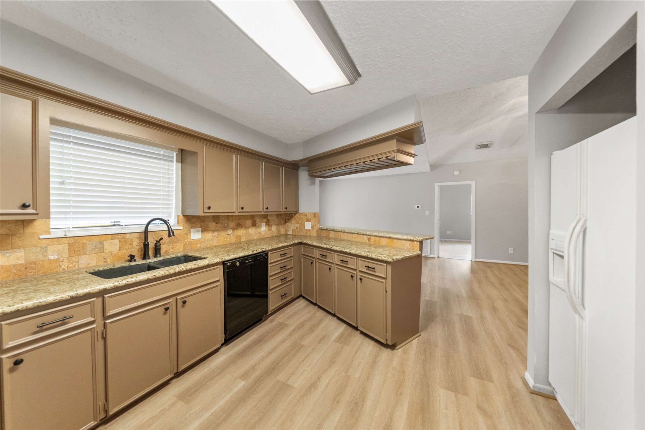 25 Shady Oak Lane Property Photo 18
