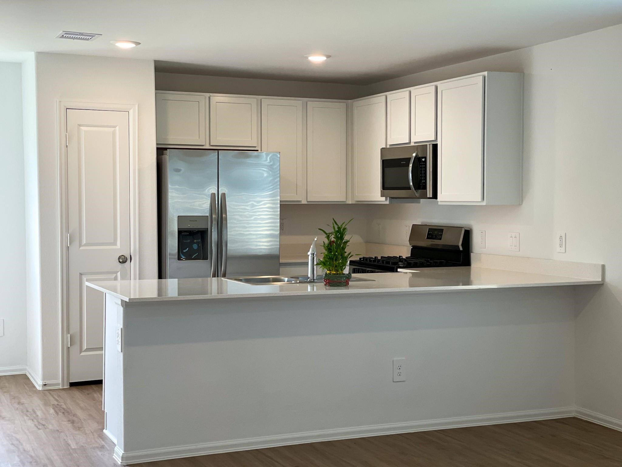 24139 Wandering Brook Drive Property Photo 6