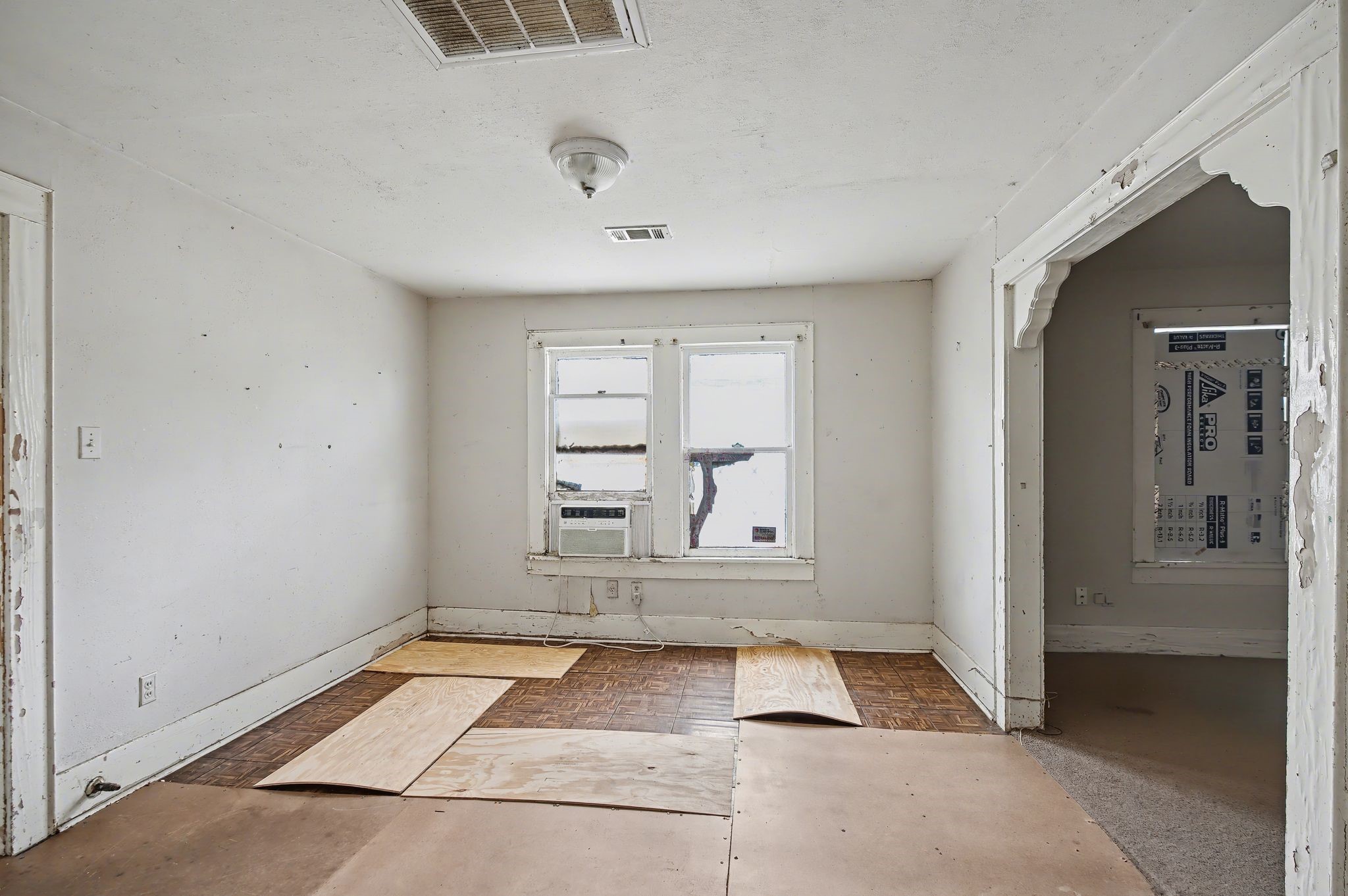 1218 Genova Street Property Photo 11