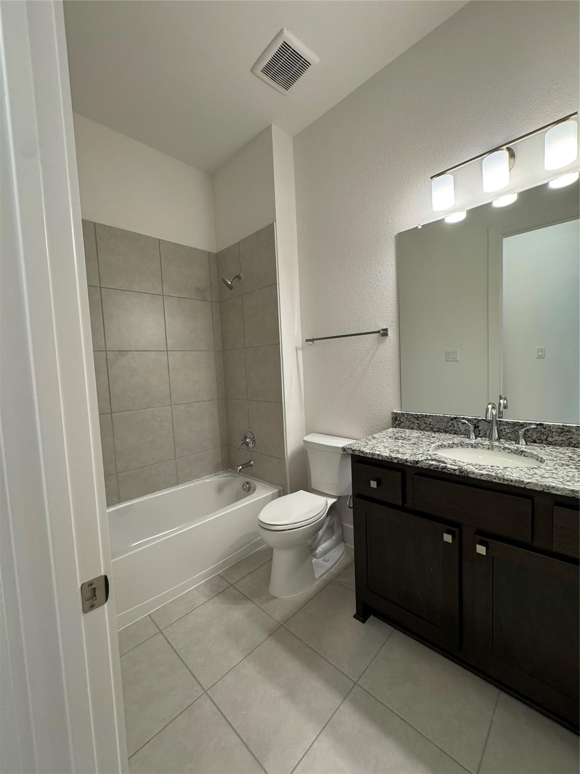 7129 Carriage Light Drive Property Photo 8