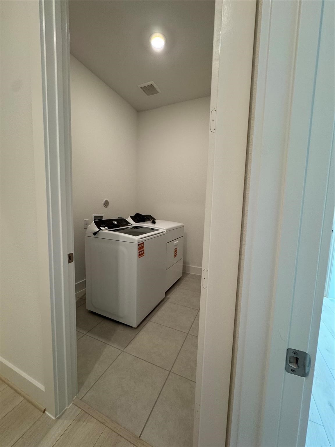 7129 Carriage Light Drive Property Photo 15