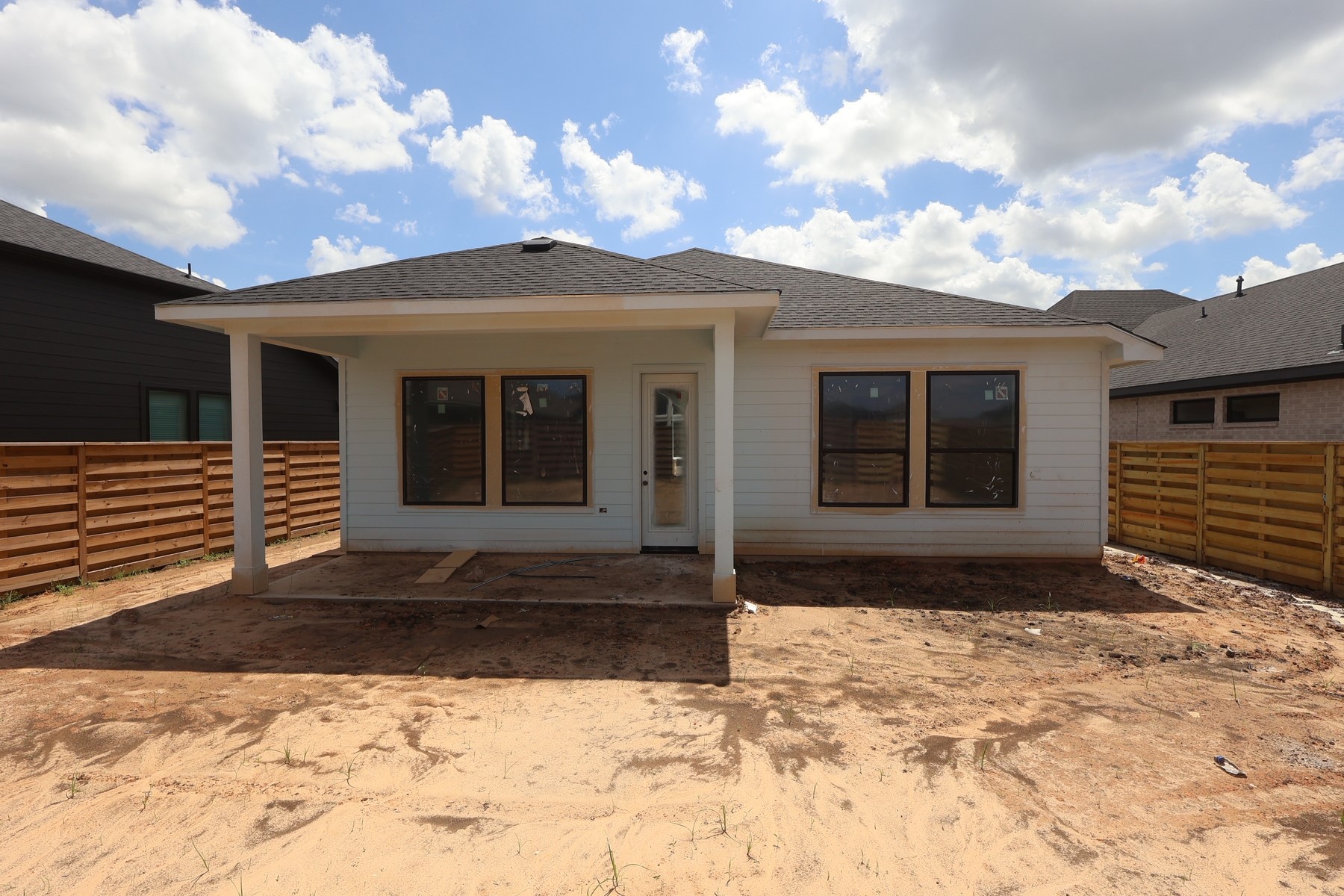 4614 Gemini Street Property Photo 3