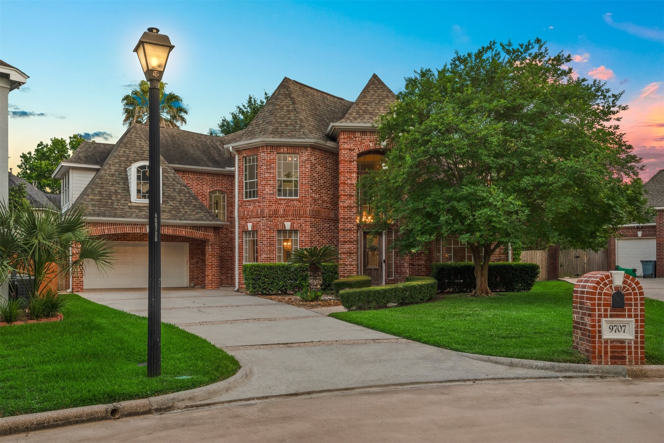 9707 Chipstead Circle Property Photo 1