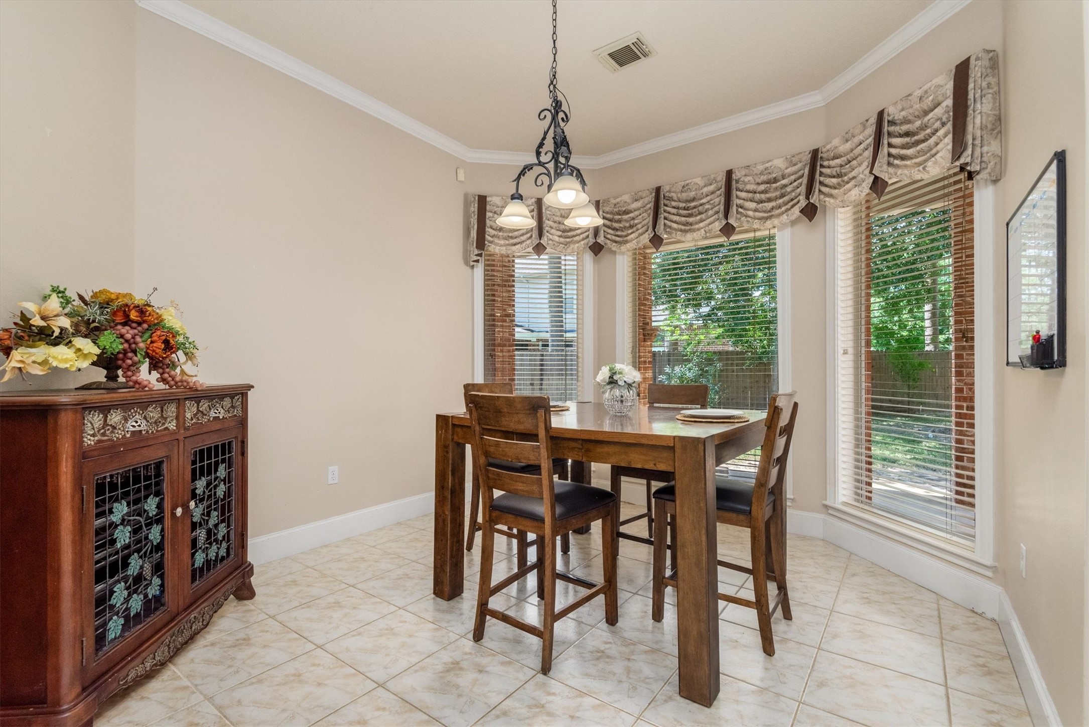 9707 Chipstead Circle Property Photo 10