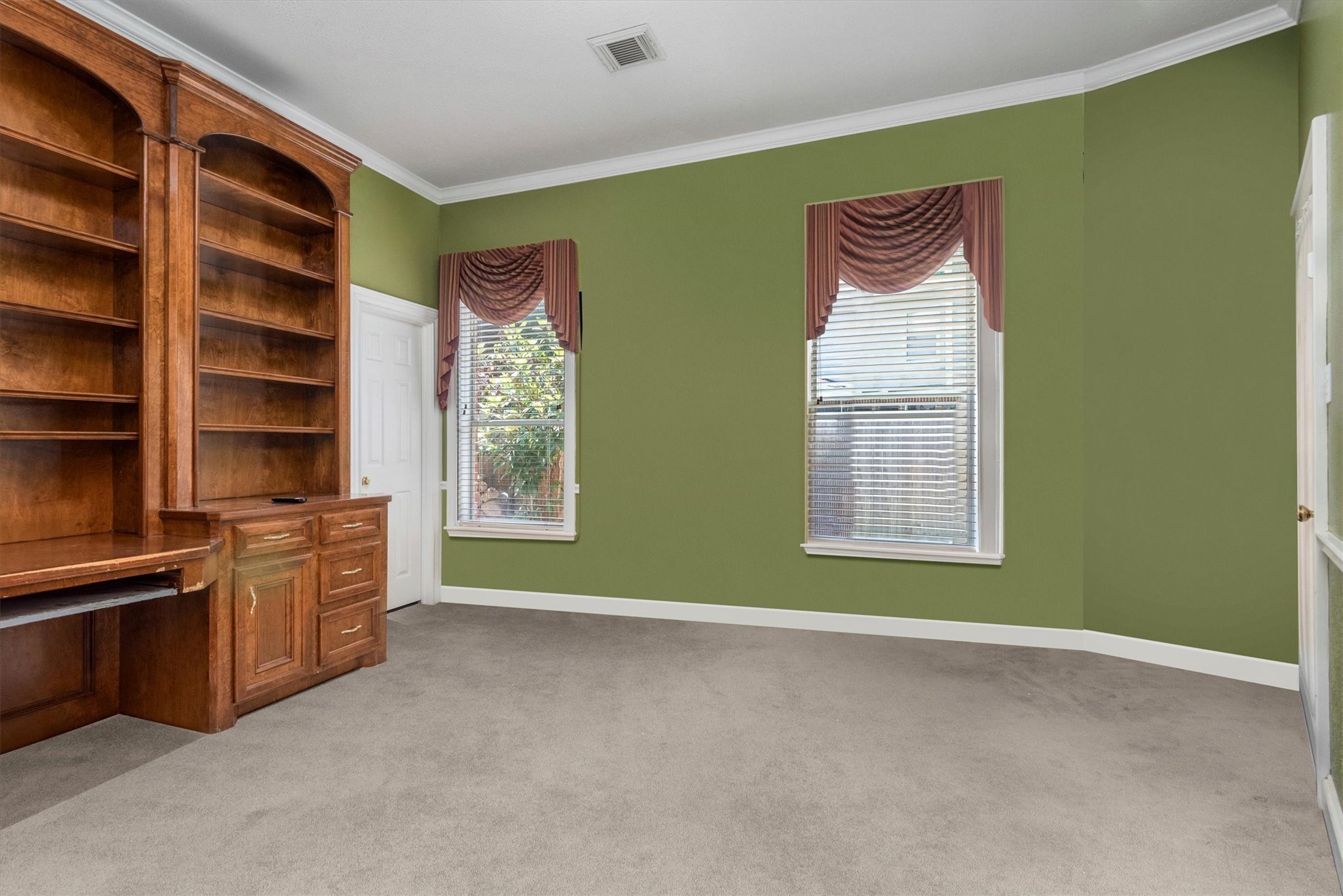 9707 Chipstead Circle Property Photo 14