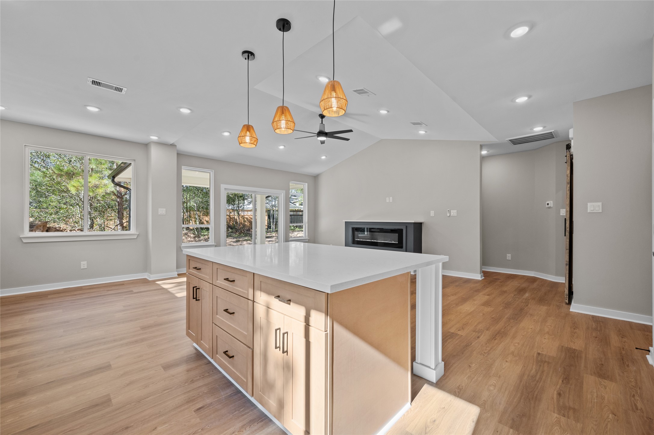 28407 Champion Oaks Drive Property Photo 18