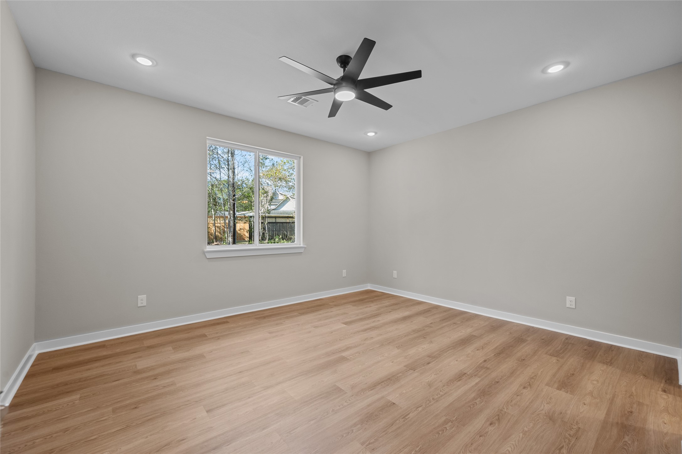 28407 Champion Oaks Drive Property Photo 20